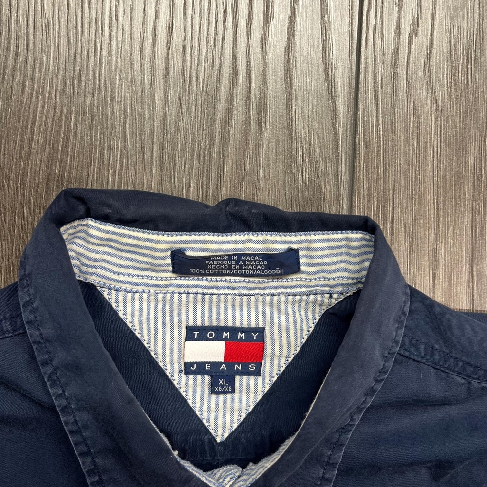 Vintage Tommy Hilfiger Solid Blue Navy Button Up Shirt Preppy XL Flag - Picture 4 of 9